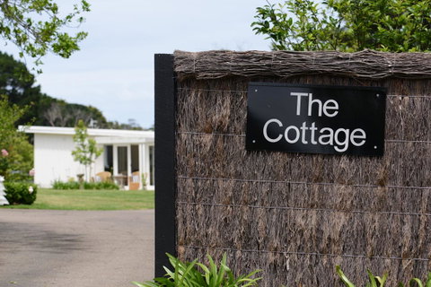 The Cottage - Tourism Cairns 34