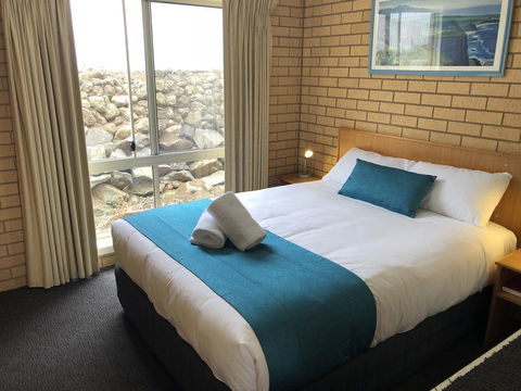 Port Campbell Parkview Motel & Apartments - Tourism Cairns 3