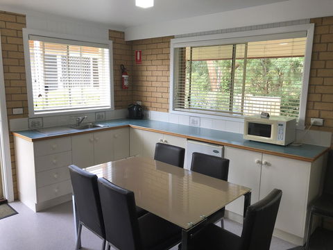 Port Campbell Parkview Motel & Apartments - Tourism Cairns 12