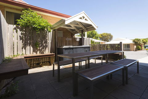 Port Campbell Parkview Motel & Apartments - Tourism Cairns 38