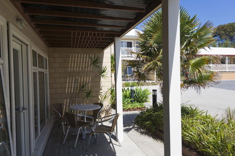 Port Campbell Parkview Motel & Apartments - Tourism Cairns 32