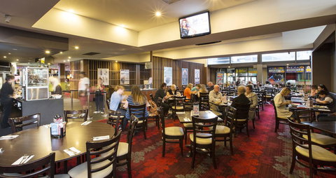 Nightcap At Keysborough Hotel - Tourism Cairns 7