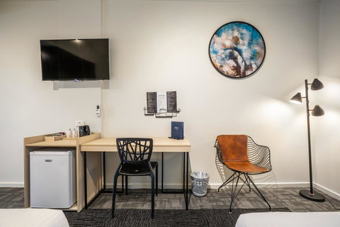 Nightcap At Keysborough Hotel - Tourism Cairns 20