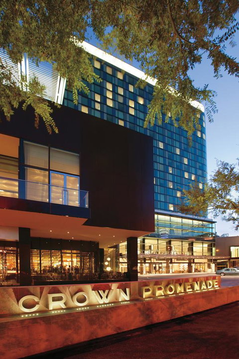 Crown Promenade Melbourne - Tourism Cairns 8