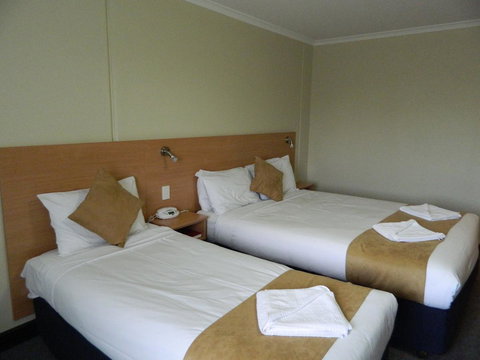 Ciloms Airport Lodge - Tourism Cairns 22
