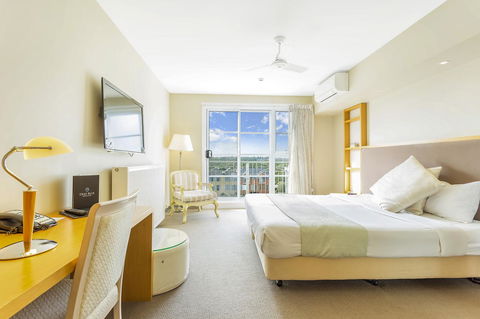 Deep Blue Hotel & Hot Springs - Tourism Cairns 41
