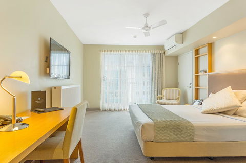Deep Blue Hotel & Hot Springs - Tourism Cairns 27