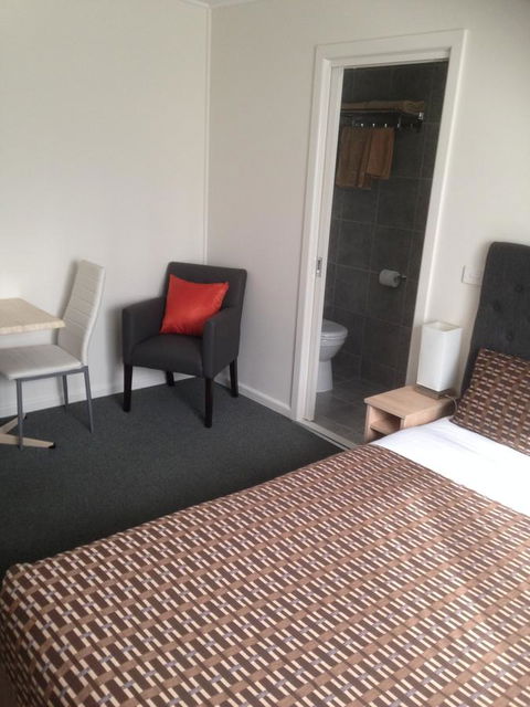 Beachcomber Motel & Apartments - Tourism Cairns 28