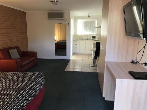 Beachcomber Motel & Apartments - Tourism Cairns 7
