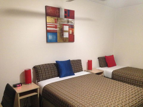 Beachcomber Motel & Apartments - Tourism Cairns 17