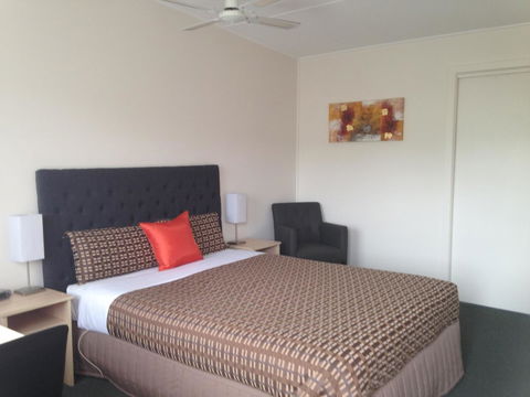 Beachcomber Motel & Apartments - Tourism Cairns 38