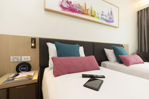 Ibis Melbourne Central - Tourism Cairns 7