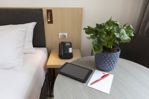 Ibis Melbourne Central - Tourism Cairns 8