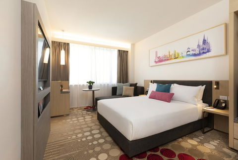 Ibis Melbourne Central - Tourism Cairns 1