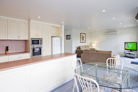 Anchorage Motel & Villas Lorne - Tourism Cairns 19