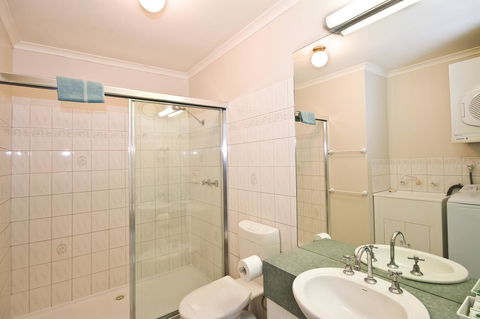 Anchorage Motel & Villas Lorne - Tourism Cairns 33