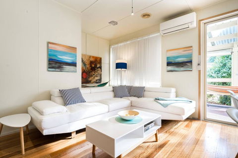 Nautique Beach House - Tourism Cairns 2