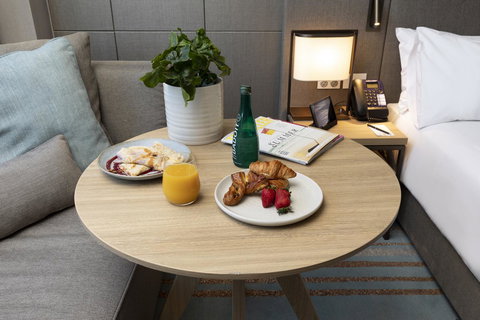 Novotel Melbourne Central - Tourism Cairns 44