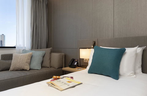 Novotel Melbourne Central - Tourism Cairns 3