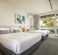 Nightcap at Seaford Hotel - Tourism Cairns