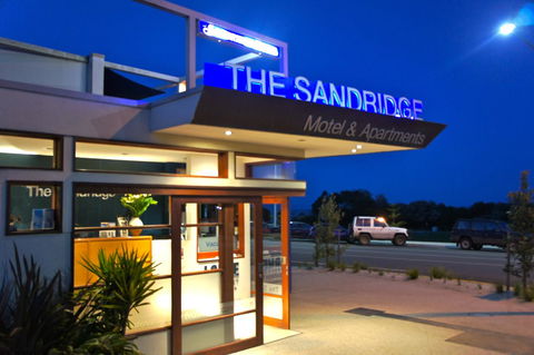 The Sandridge Motel - Tourism Cairns 0