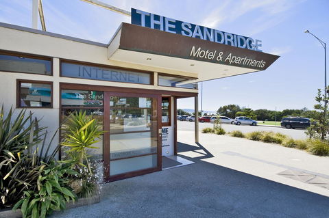 The Sandridge Motel - Tourism Cairns 5