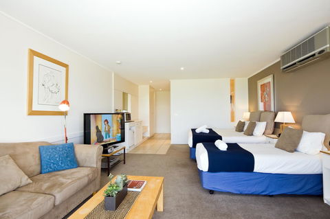 The Sandridge Motel - Tourism Cairns 36