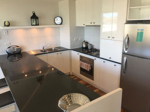 Geelong Waterfront Penthouse Apartment - Tourism Cairns 8