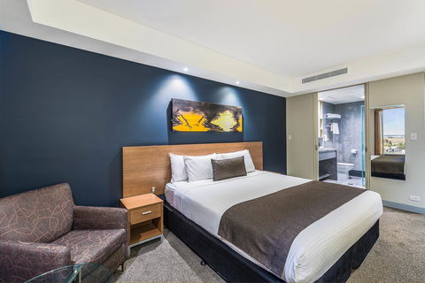 Mantra Melbourne Airport - Tourism Cairns 24