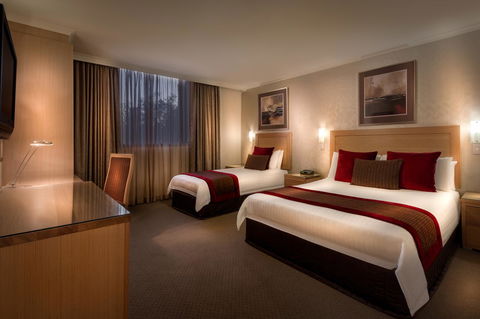 BEST WESTERN PLUS Travel Inn - Tourism Cairns 25