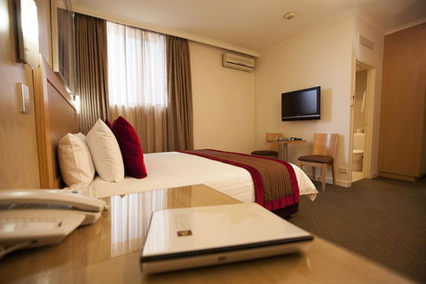 BEST WESTERN PLUS Travel Inn - Tourism Cairns 41