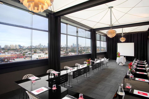 The Cullen Melbourne - Art Series - Tourism Cairns 25