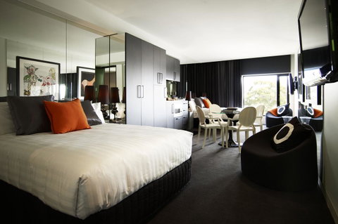 The Cullen Melbourne - Art Series - Tourism Cairns 16