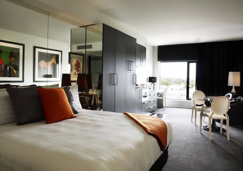 The Cullen Melbourne - Art Series - Tourism Cairns 3