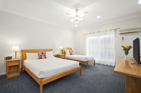 The International Motel Apollo Bay - Tourism Cairns 32