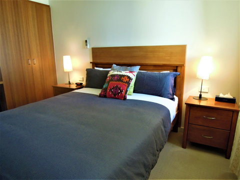 Plough Hotel - Tourism Cairns 5
