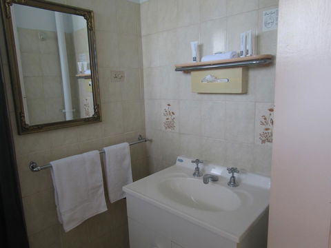 Twin City Motor Inn - Tourism Cairns 36