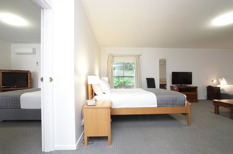 Quality Inn & Suites The Menzies - Tourism Cairns 11