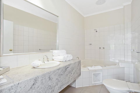 Quality Inn & Suites The Menzies - Tourism Cairns 31