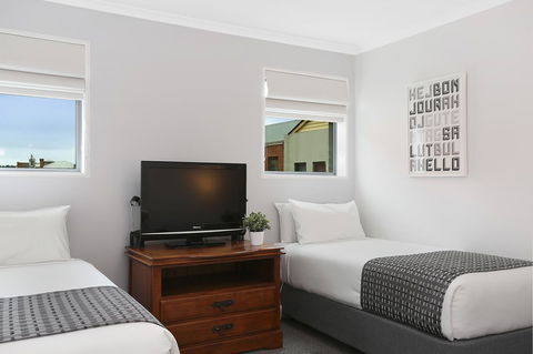 Quality Inn & Suites The Menzies - Tourism Cairns 14