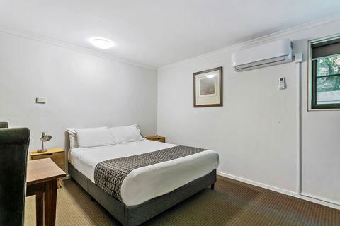 Quality Inn & Suites The Menzies - Tourism Cairns 3