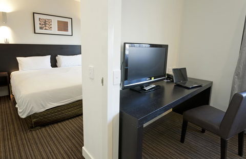 Causeway 353 Hotel - Tourism Cairns 32