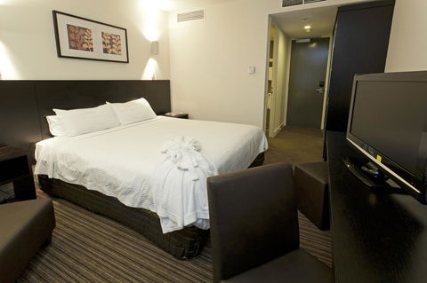 Causeway 353 Hotel - Tourism Cairns 30