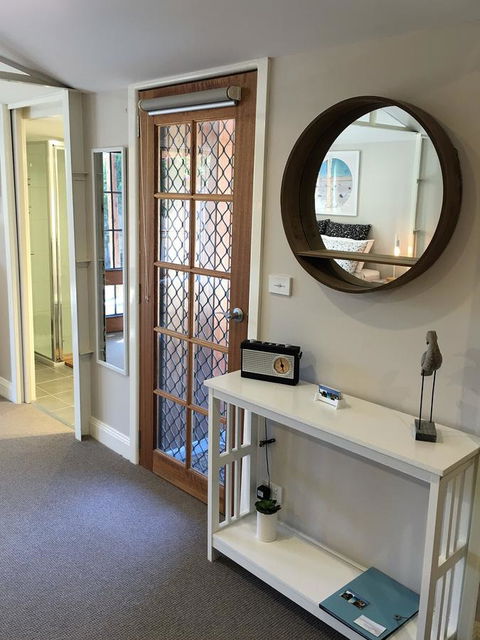 The Cosy Bungalow - Tourism Cairns 1