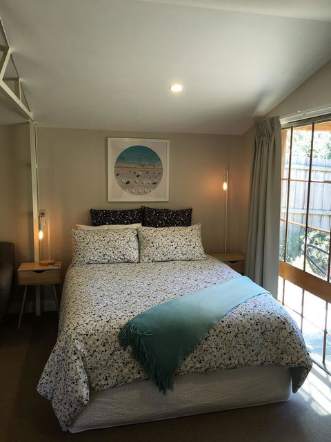 The Cosy Bungalow - Tourism Cairns 4