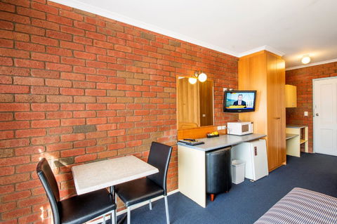 Torquay Tropicana Motel - Tourism Cairns 28