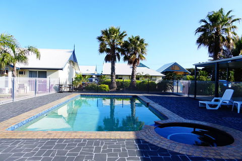 Torquay Tropicana Motel - Tourism Cairns 14