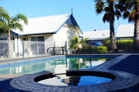 Torquay Tropicana Motel - Tourism Cairns 13