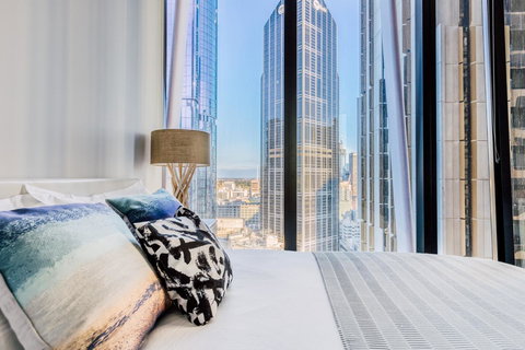 Cosmo Central Hotel Apartment - Tourism Cairns 3