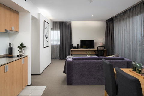 Atura Dandenong - Tourism Cairns 3